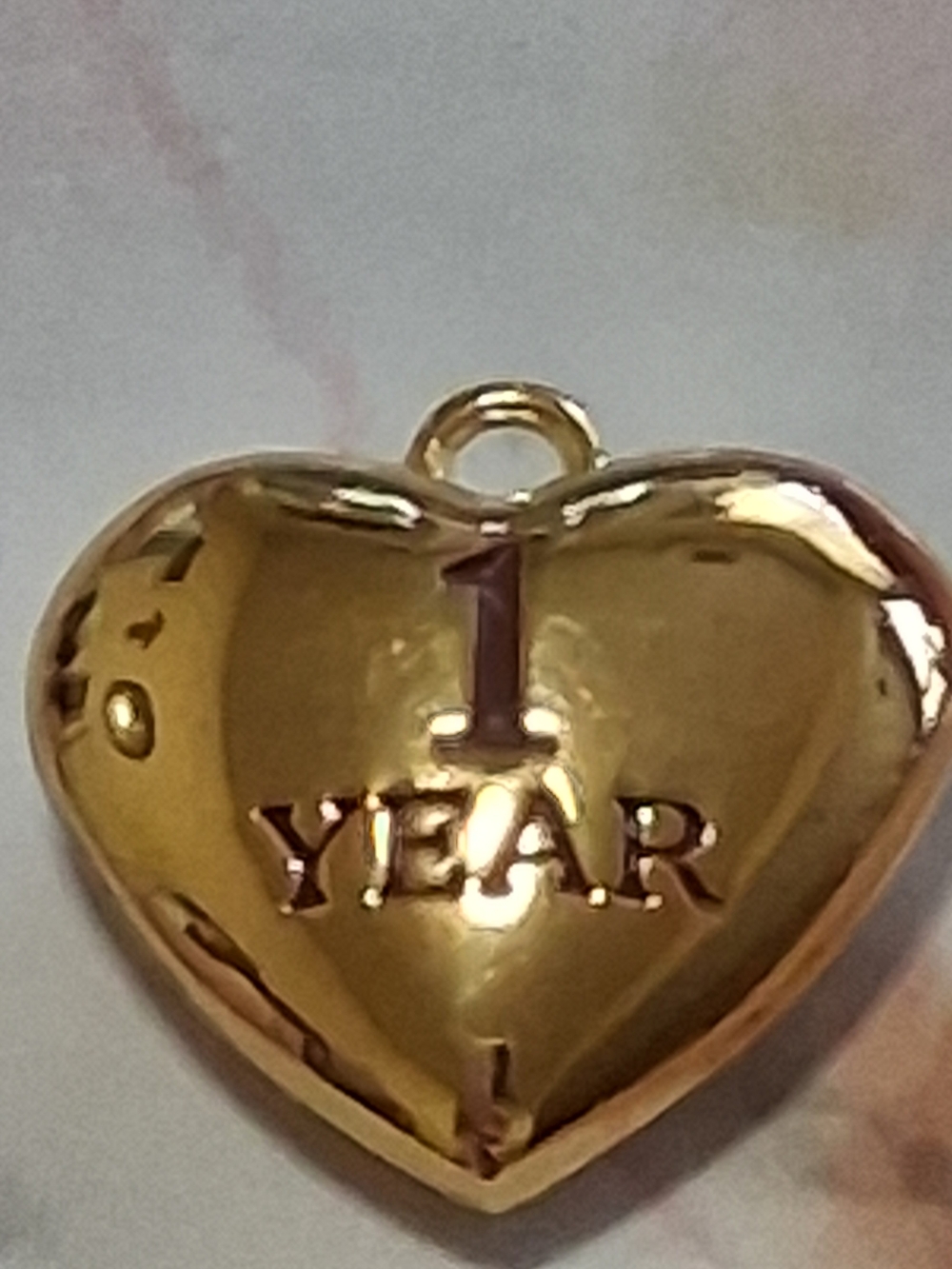 Source Unknown Gold Heart '1 Year' Pendant Charm